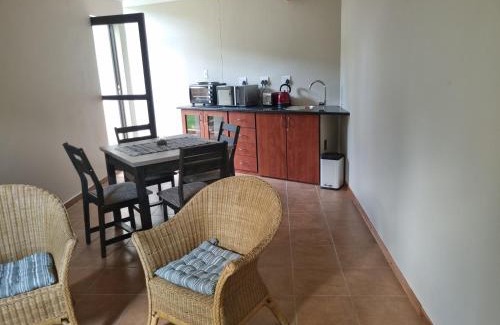 Zwartkop House | Roosthaven Guesthouse