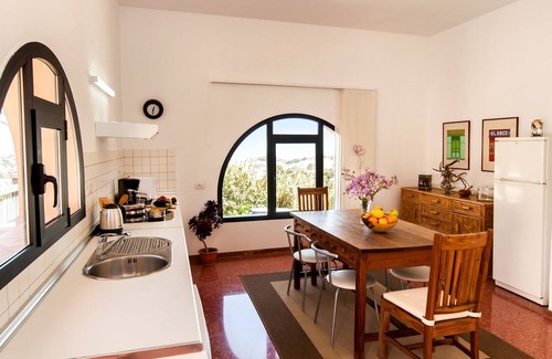 Las Brisas Cottage | Roquete B. Rural house.