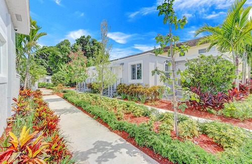 Highland Garden Apartment | Rosa: Casita Near Beach & Gym Access