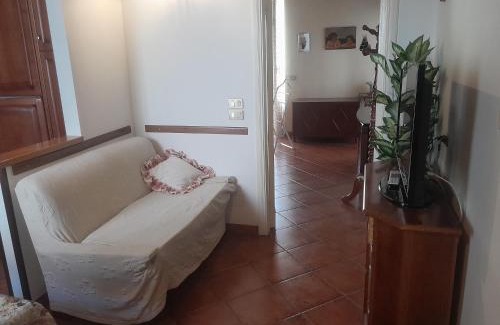 Castel Madama Apartment | rosa house