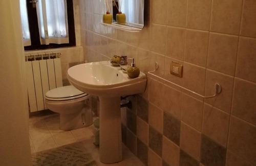 Pietrauta Other | Rosa Tea - 1 The Grappolo and the Rosa