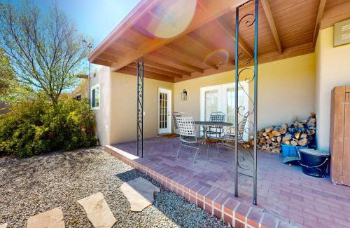 Northeast Santa Fe House | Rosario House