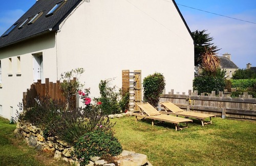 Roscoff House | ROSCOFF: PLEASANT LARGE HOUSE WITH GARDEN, SEA VIEW, CLOSE TO THE BEACHES