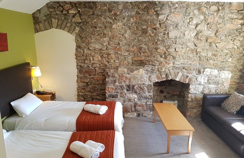 Porthcawl Hotel | Rose And Crown