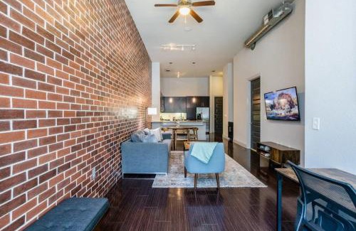 The Galleria Apartment | Rose at the Millennium - Stylish 1 BR in Houston
