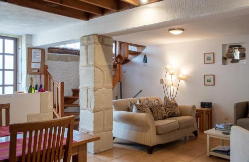 Cersay Villa | Rose Barn - Adorable country home with private pool