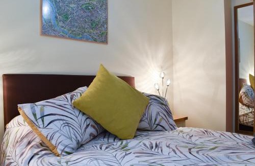 Clyst St Mary House | Rose Corner