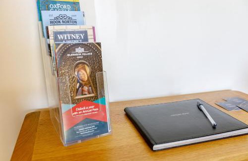 Chipping Norton House | Rose Cottage