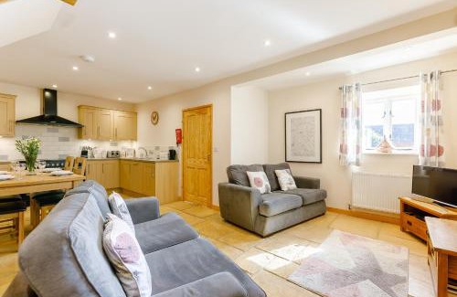 Chipping Norton House | Rose Cottage