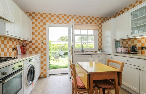 Swanage Cottage | Rose Cottage
