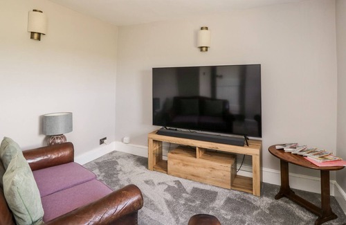 Cumwhitton Cottage | ROSE COTTAGE, pet friendly, character holiday cottage in Cumwhitton