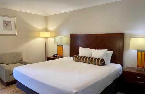 North State Hotel | Rose Garden Inn