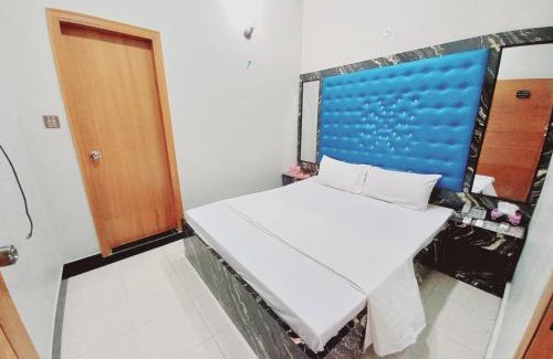 Gulshan-E-Jamal Hotel | Rose Palace Guest House