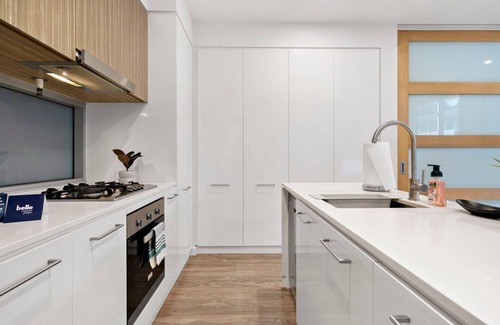 Bowden Apartment | Rose - The Fringe Escape