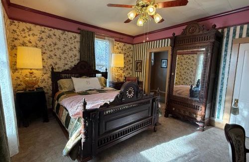 Susanville Bed & Breakfast | Roseberry House Bed and Breakfast