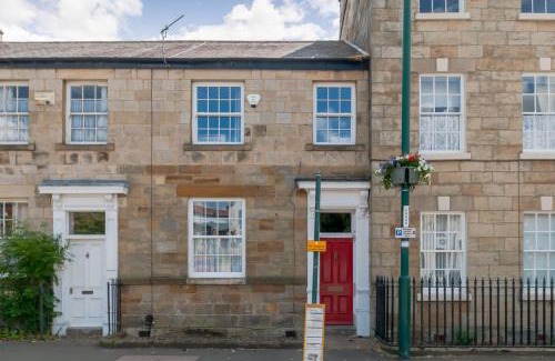 Guisborough House | Roseberry House