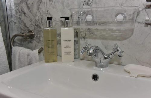 New Forest District Bed & Breakfast | Rosedale Bed and Breakfast