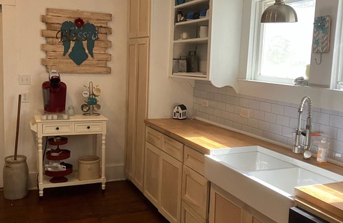 Rose Hill Other | Rosehill Historic Farmhouse- Contactless, Private, Serene yet close to it all!