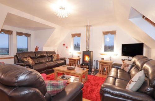 Breakish House | Roselea