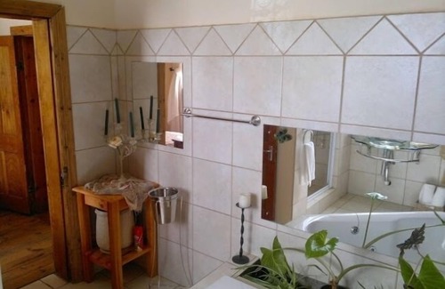 Paul Roux Cabin | Rosenhof Country Lodge