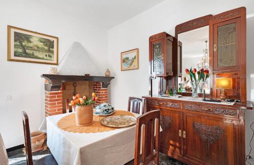 Sestri Levante Apartment | Roses House