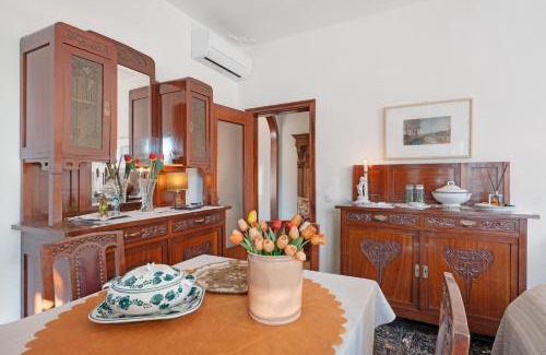 Sestri Levante Apartment | Roses House