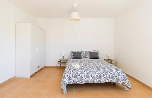 Puerto del Rosario House | Roseville