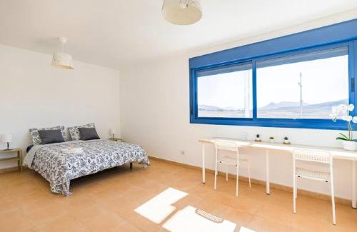 Puerto del Rosario House | Roseville