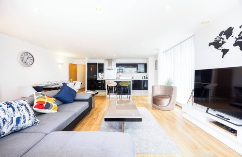 Docklands Apartment | Ross Corner Executive 3 Bed Apartment