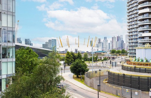 Docklands Apartment | Ross Corner Executive 3 Bed Apartment