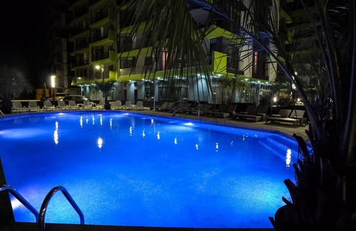 Mamaia-Sat Apartment | Rossa Luxury Apartment - Your Place By The Sea