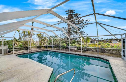 Pebble Beach House | Rotonda Getaway