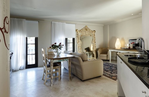 Bo'Kaap House | Rouge on Rose Boutique Hotel