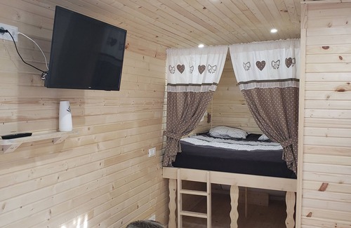 Laragne-Monteglin Bed & Breakfast | Roul'hotes