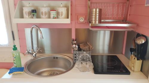 Bussac-Foret Bed & Breakfast | Roulottes O Bois D'mon Coeur