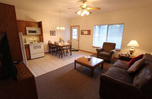 Pinetop Apartment | Roundhouse Resort