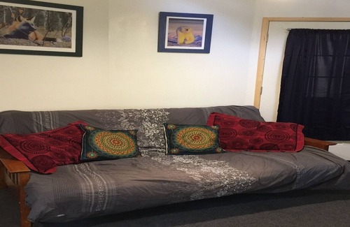 Talkeetna Apartment | Roundhouse Yurt Unit #6, Sauna, Family Gatherings