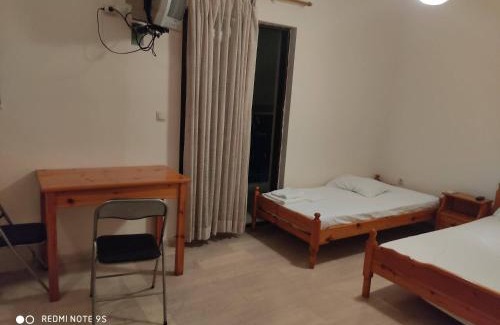 Nikolaiika Apartment | Rousetis