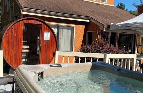 Circleville RV Rental | Route 66 - Glamping experience in Middletown NY