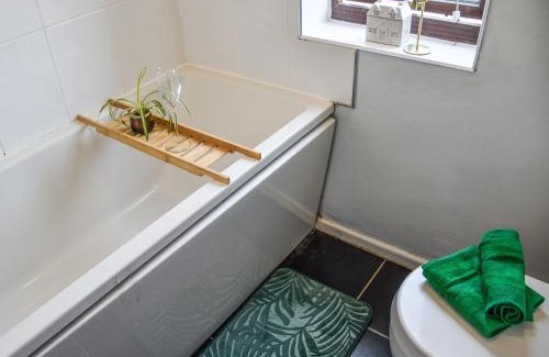 Southrepps House | Rowan Cottage