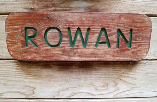Rosliston House | Rowan Lodge