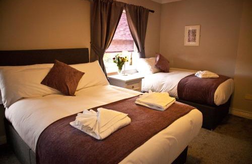 Rowton Hotel | Rowton Poplars Hotel