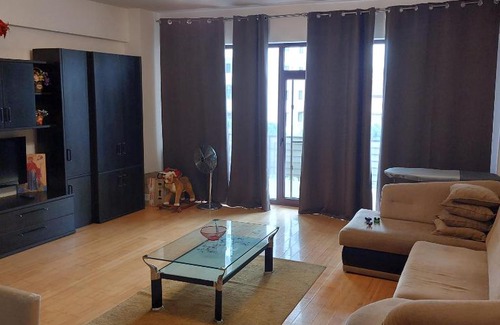 Ramnicu Valcea Apartment | Roxana Apartament