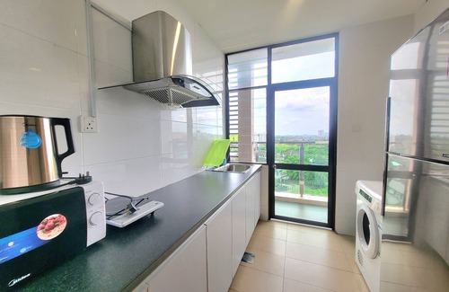 Kuching Hotel | Roxy Hotel and Apartments