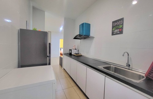 Kuching Hotel | Roxy Hotel and Apartments