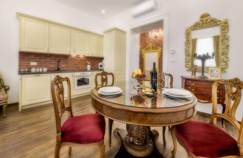 Zagreb Apartment | Royal Apartment Zagreb 5*