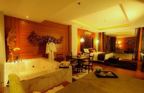Pekanbaru Hotel | Royal Asnof Hotel
