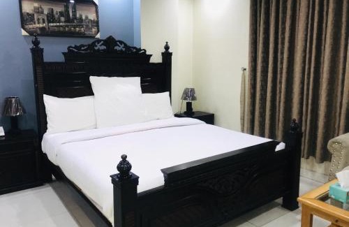 Muzaffarabad Hotel | Royal Continental Hotel Gojra