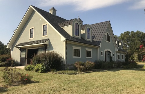 Vass House | Royal Fox -3BR Stunning Horse Farm Hunt Box in Southern Pines Area