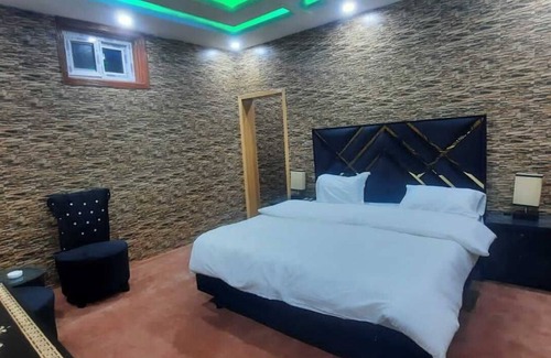 Hunza Hotel | Royal Garden Hotel